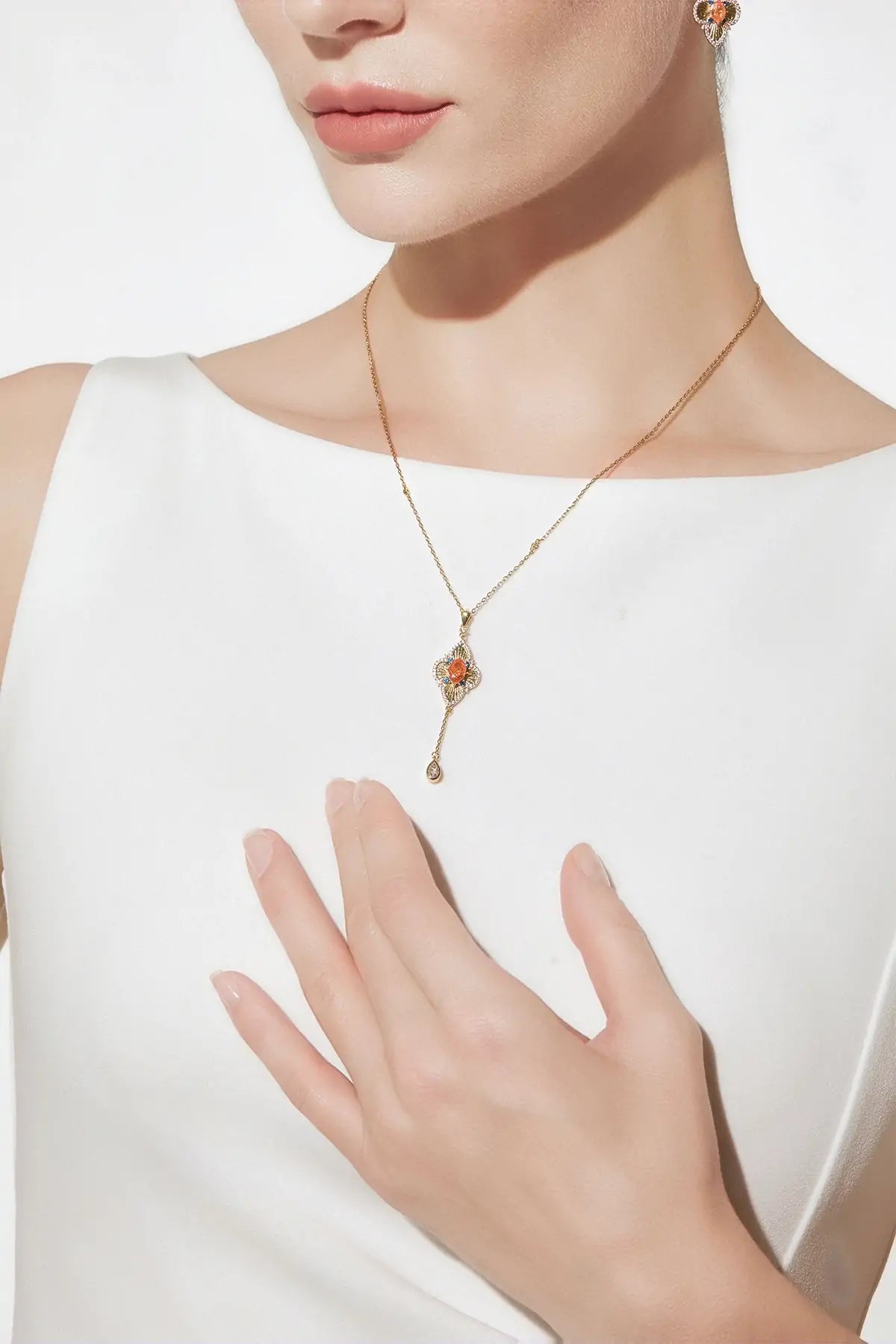 Cicy Bell Gold Four Leaf Clover Pendant Necklace