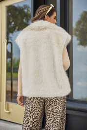 Cicy Bell Womens Apricot Faux Fur Vest