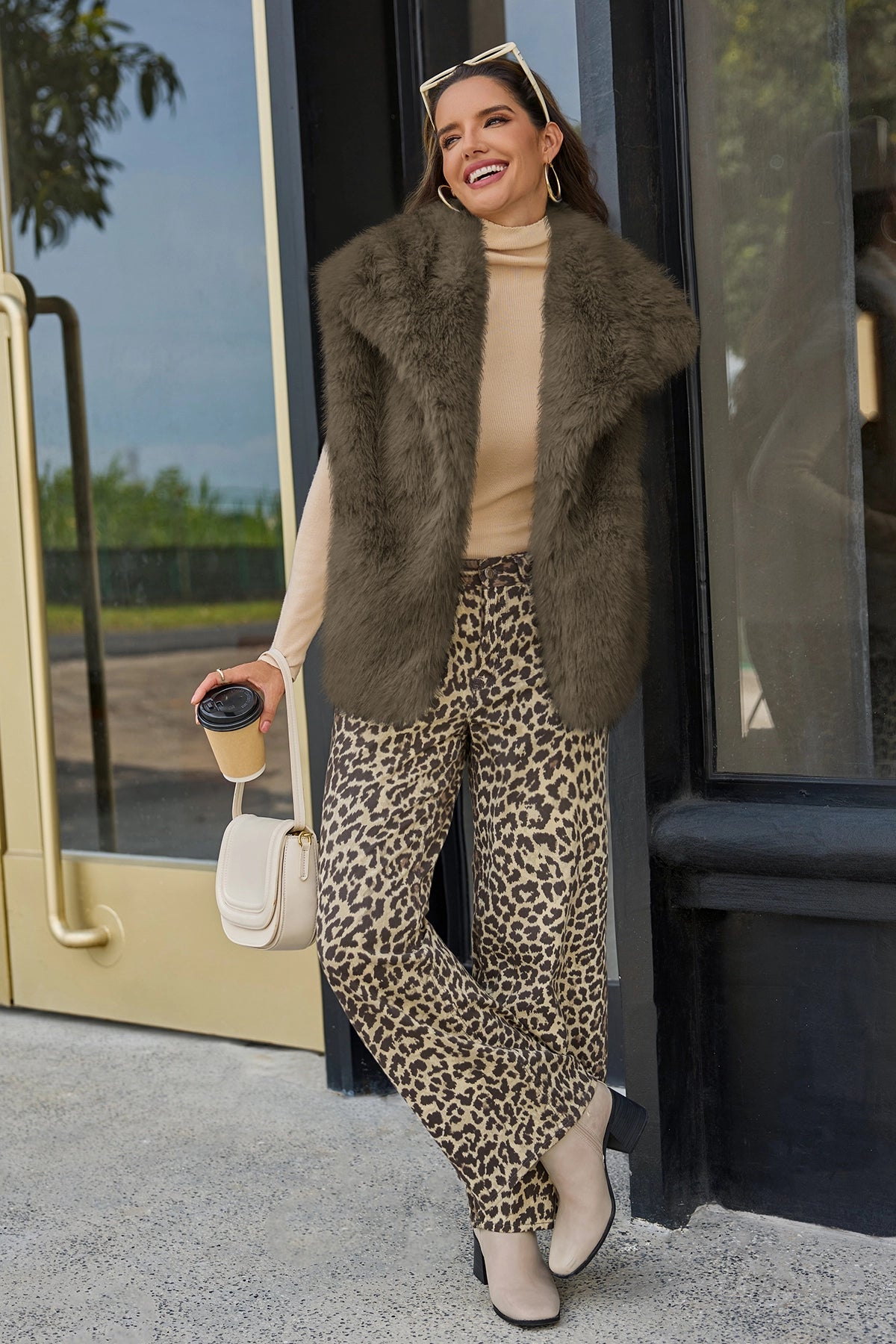 Cicy Bell Womens Coffee Faux Fur Vest