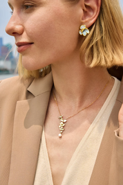 Cicy Bell Womens Floral Pendant Necklace