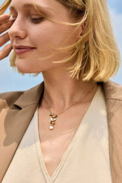 Cicy Bell Womens Floral Pendant Necklace