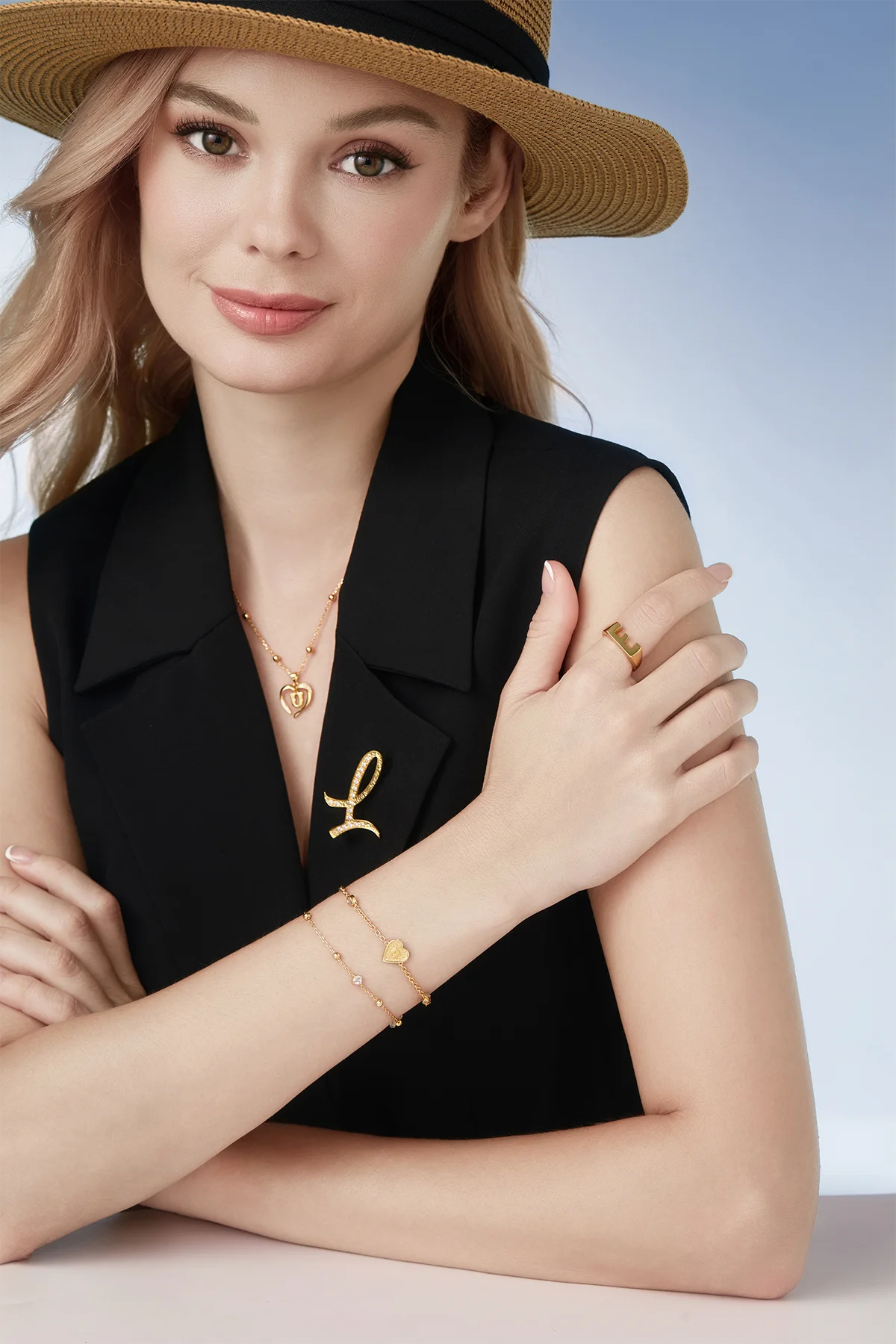 Cicy Bell Womens Letter L Gold Brooch Pins