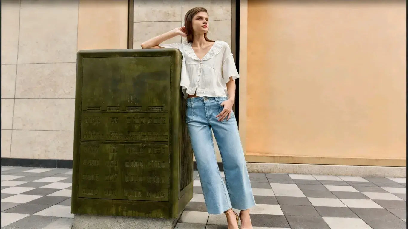 The woman was wearing a Cicy Bell Women's White Babydoll Top paired with Cicy Bell Women's Light Blue Jeans for her outing.