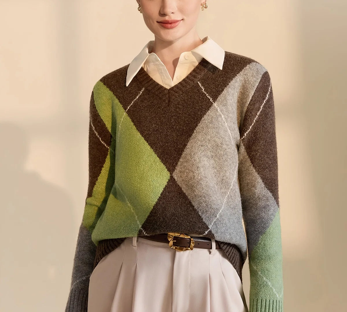 How to Style an Argyle Sweater for Work: 6 Preppy Business Casual Outfits
