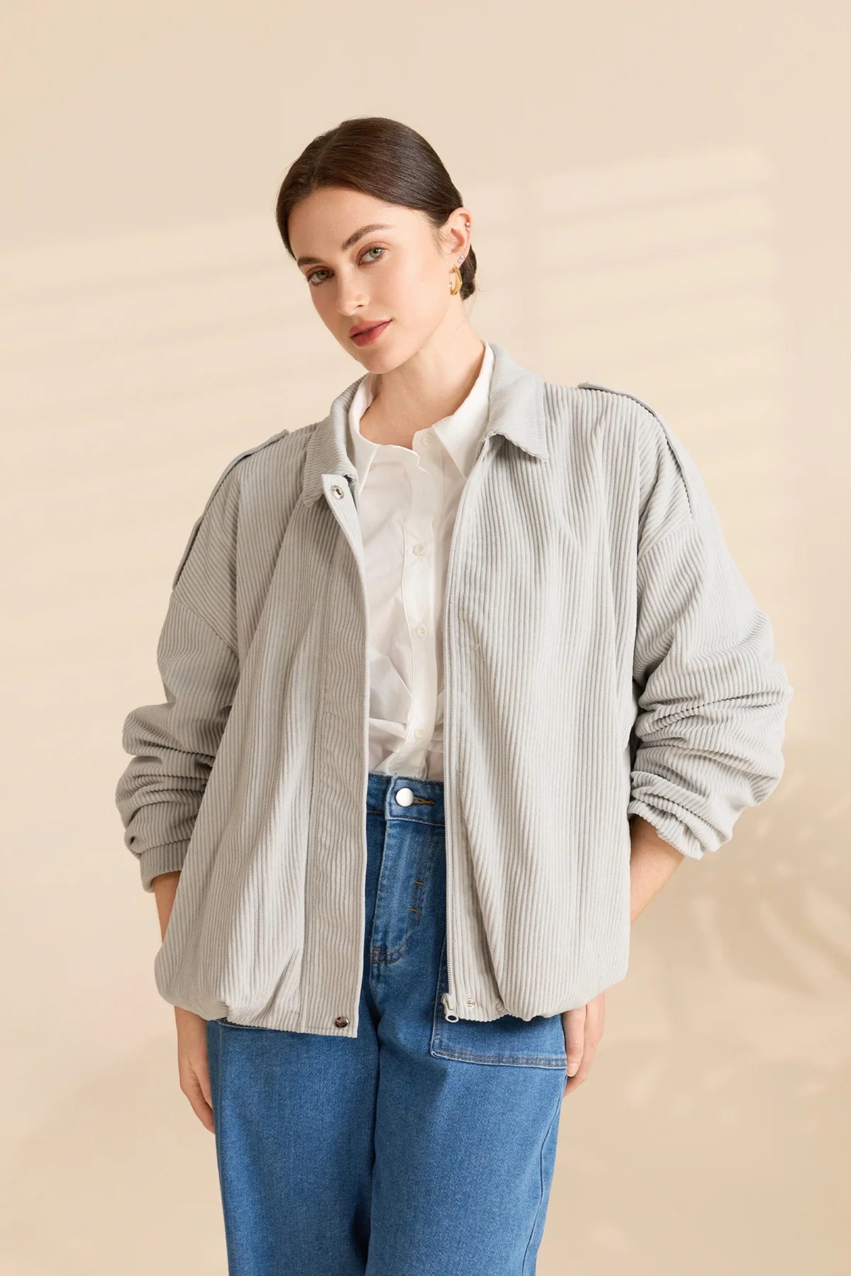 How to Style a Gray Corduroy Jacket for Work: 6 Business Casual Outfit Ideas
