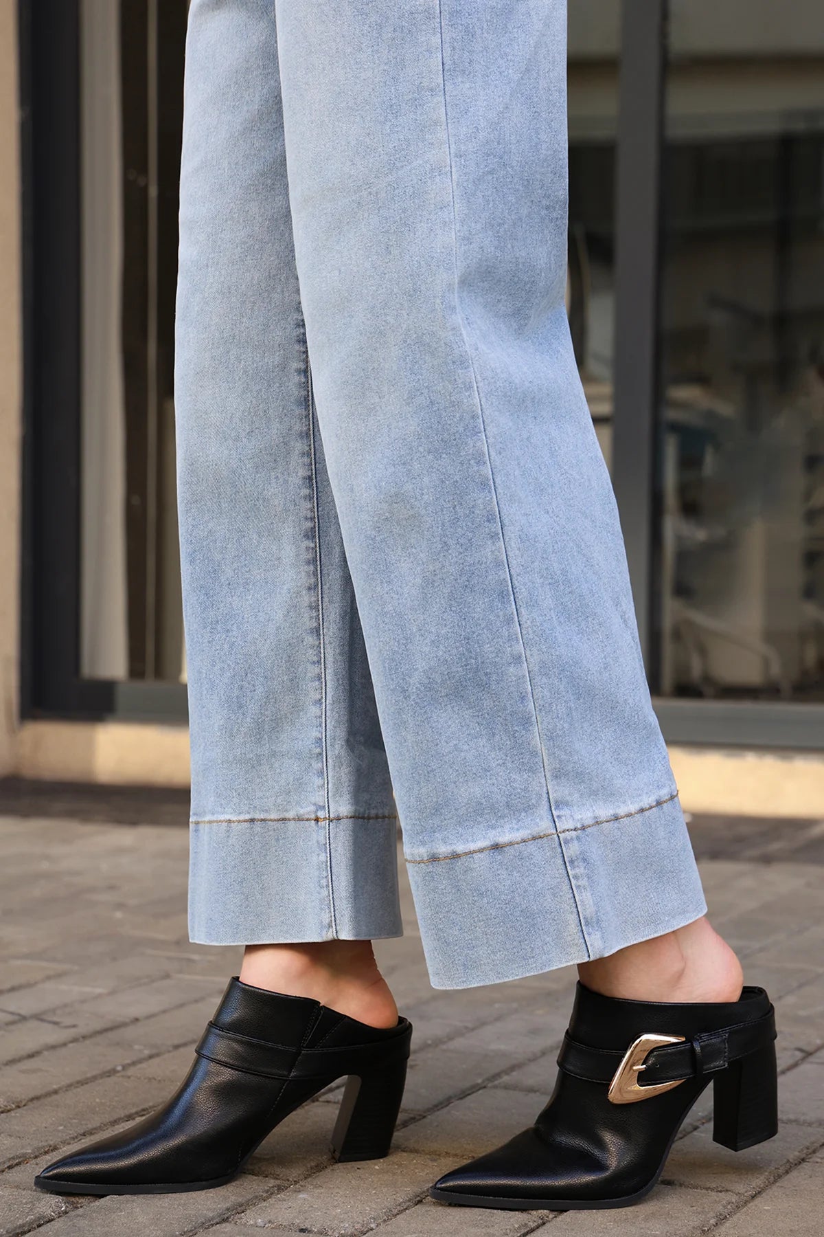 Cicy Bell Womens Light Blue Wide Leg Jeans