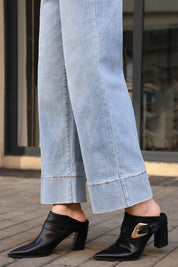 Cicy Bell Womens Light Blue Wide Leg Jeans