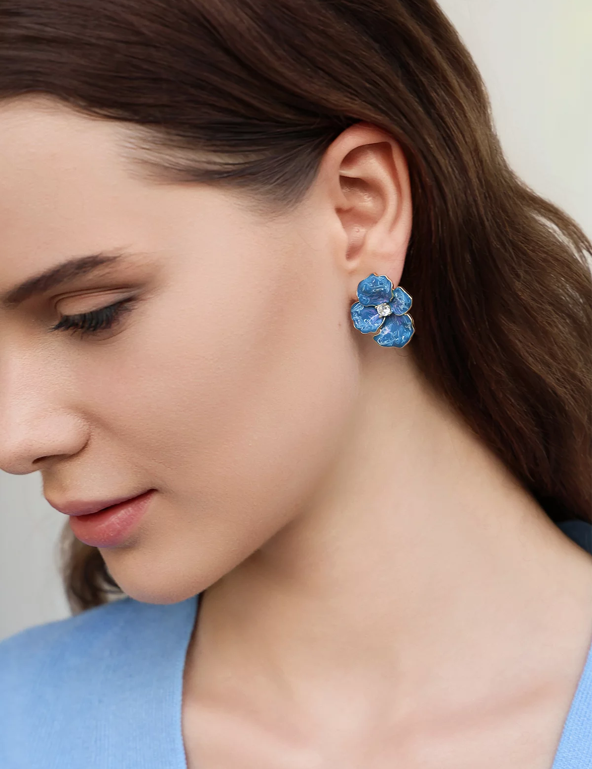 Womens Gold Flower Earrings 2