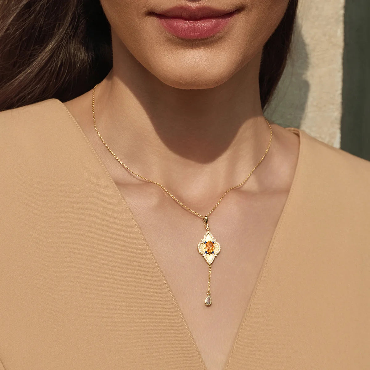 Gold Four Leaf Clover Pendant Necklace 2