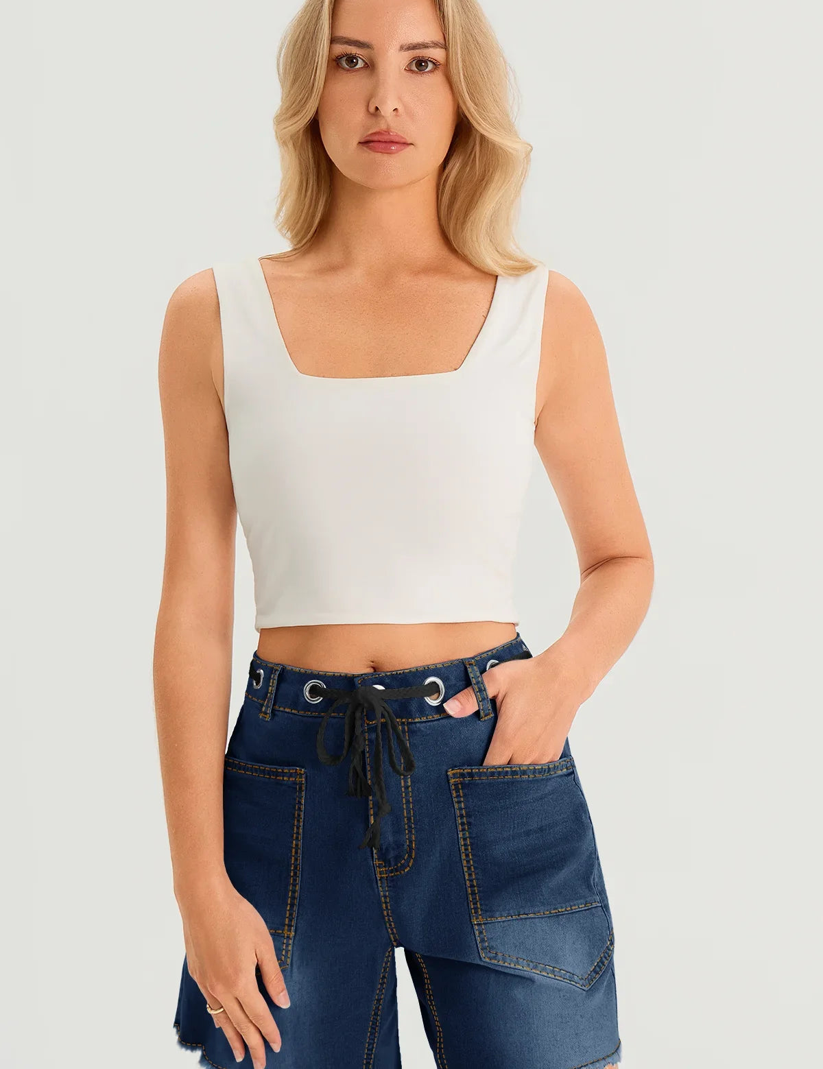 CICYBELL-Woman-Navy-Shorts-H5N944_5.webp