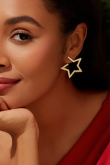 Women White Hollow Star Earring 3