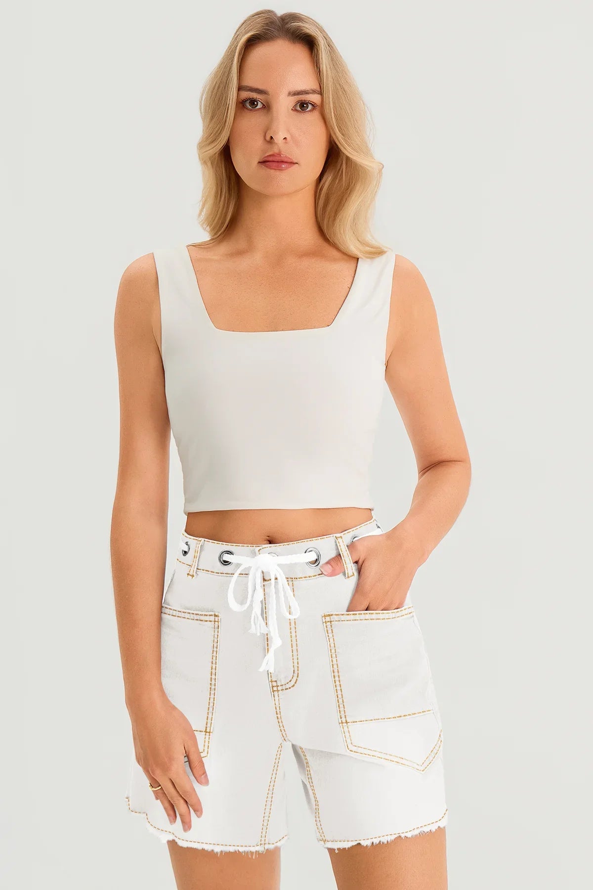 Cicy Bell Womens White Drawtring Mid Waist Denim Shorts