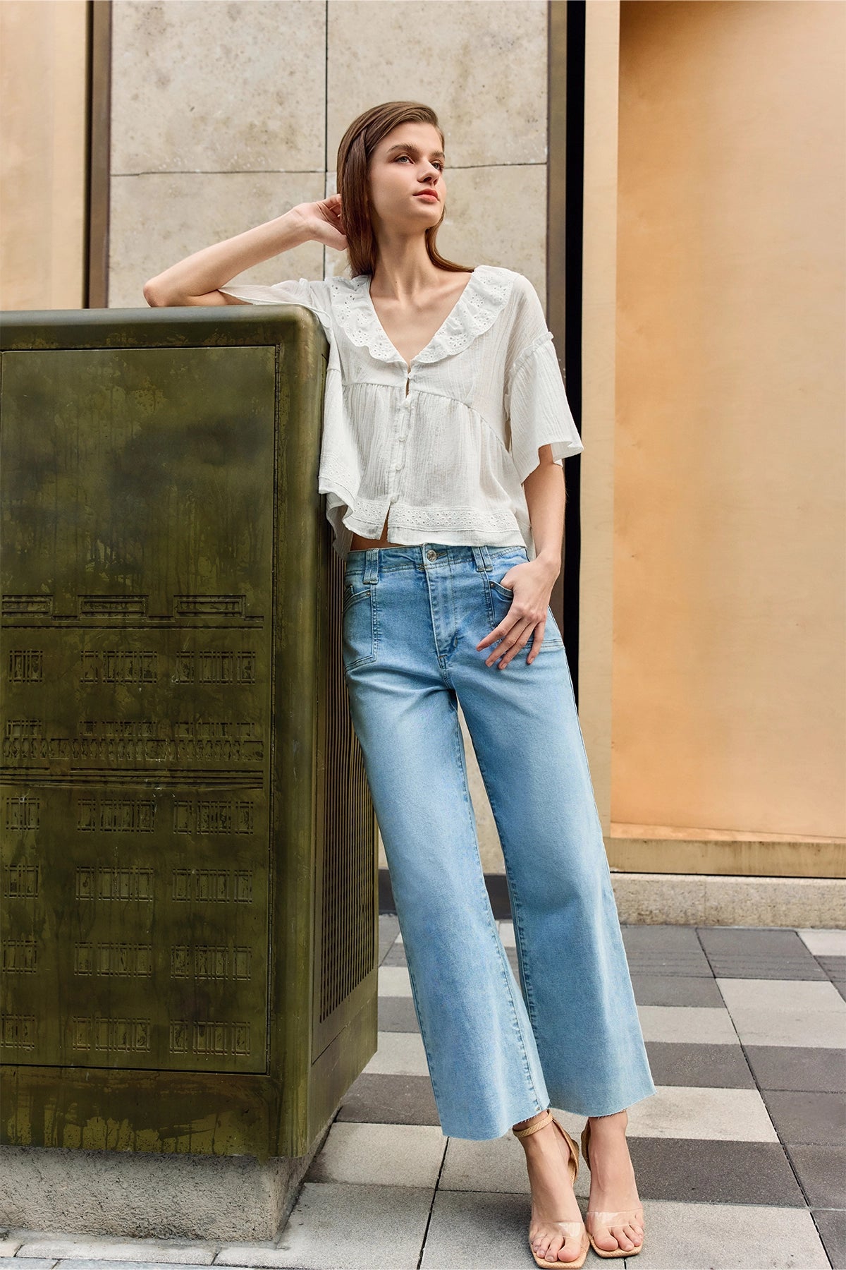 Womens Light Blue Jeans 1