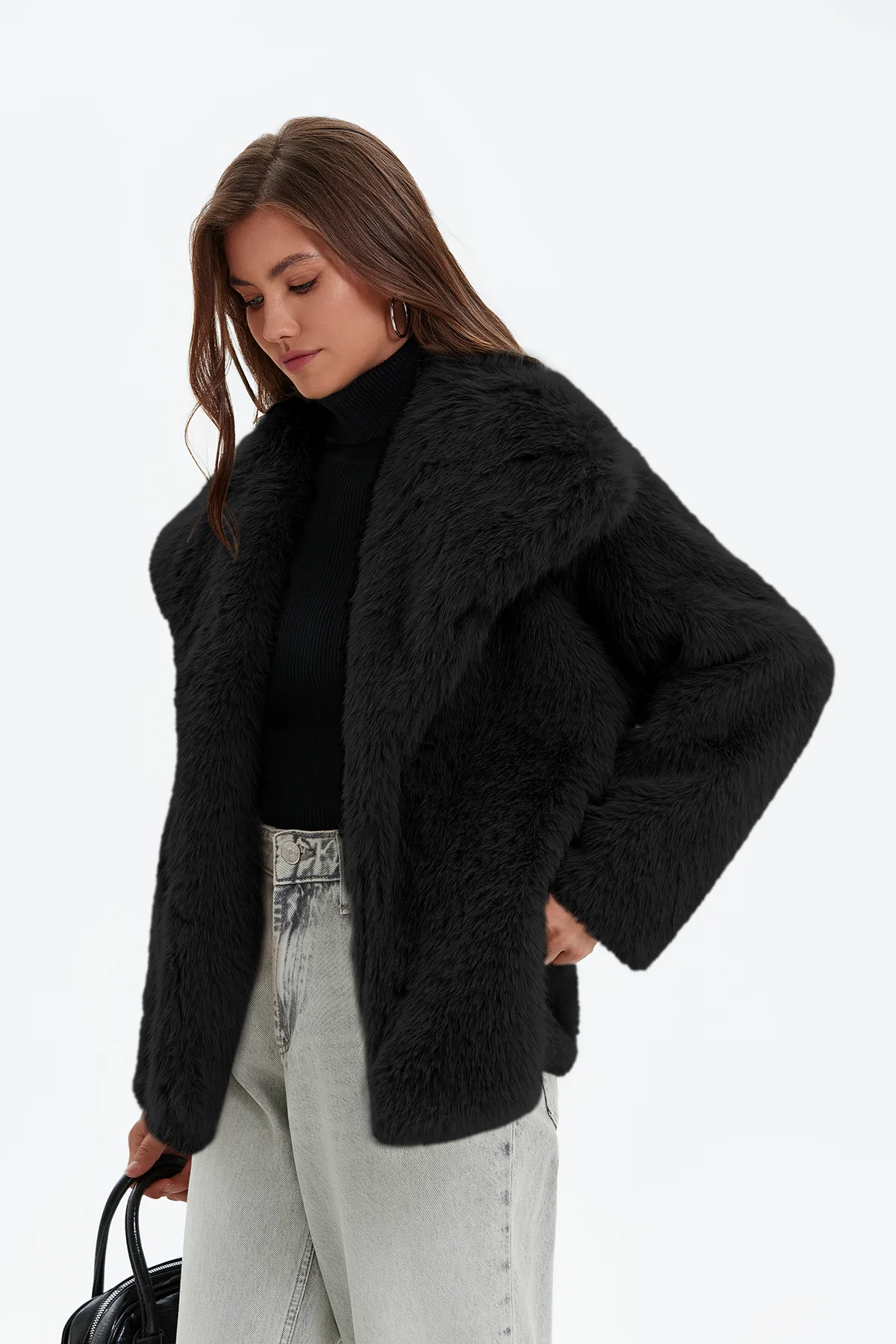  Women's Faux Fur Coat 2