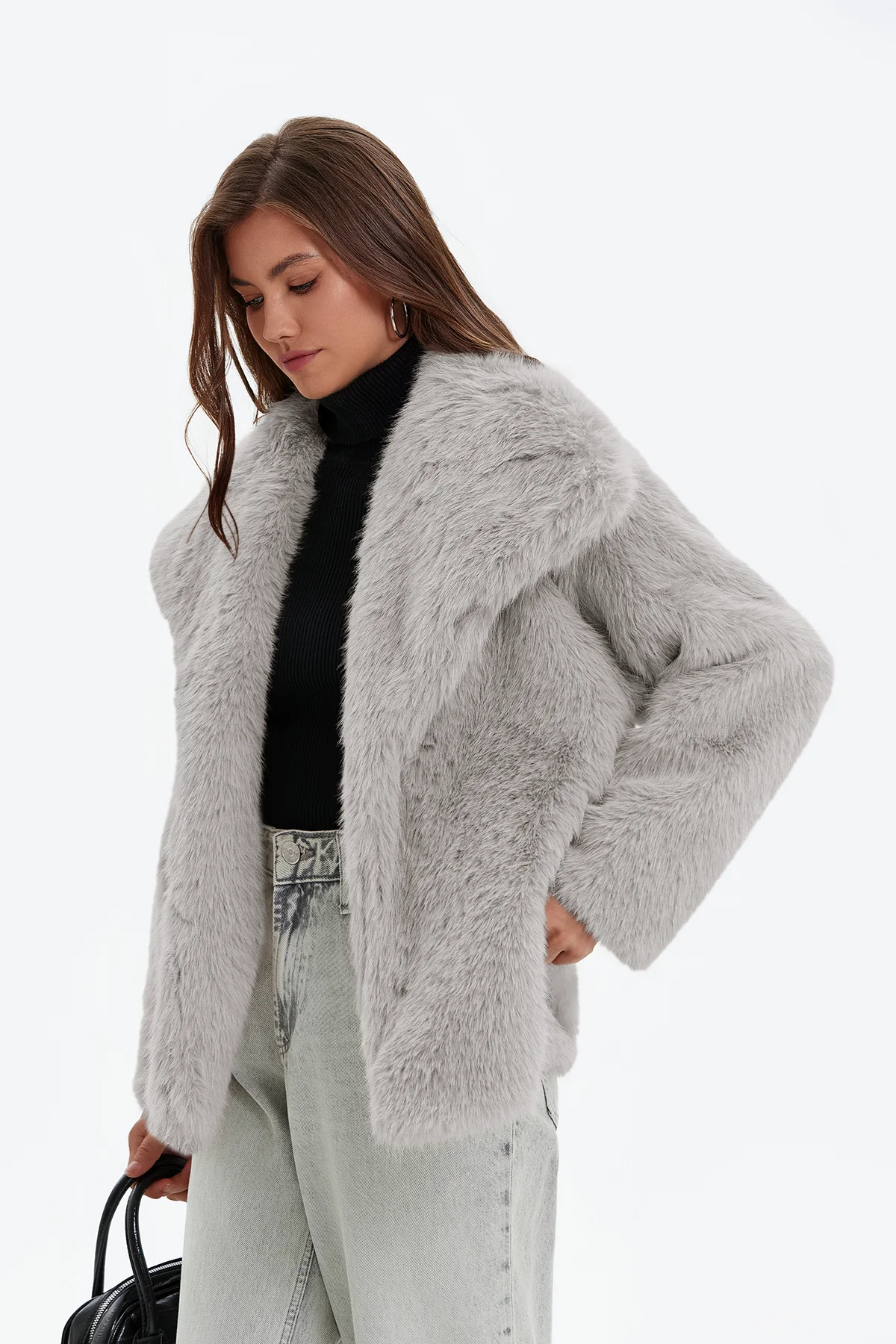  Women's Faux Fur Coat 2