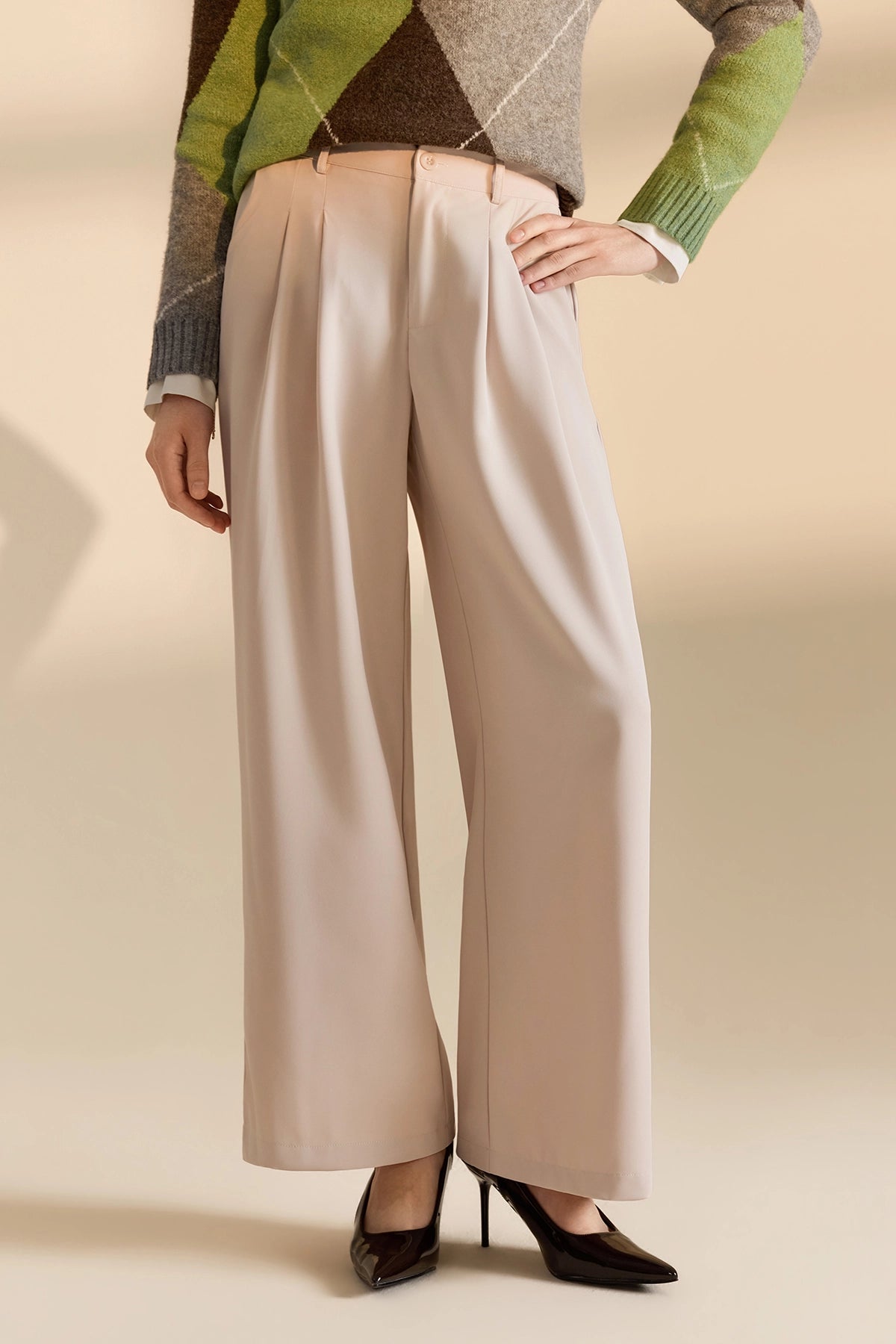 CicyBell-Women-Apricot-Pants-NX2756_4_4202c654-395e-44cb-8d31-75b41558de01.webp