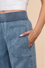 Cicy Bell Womens Light Blue Smocked Barrel Jeans