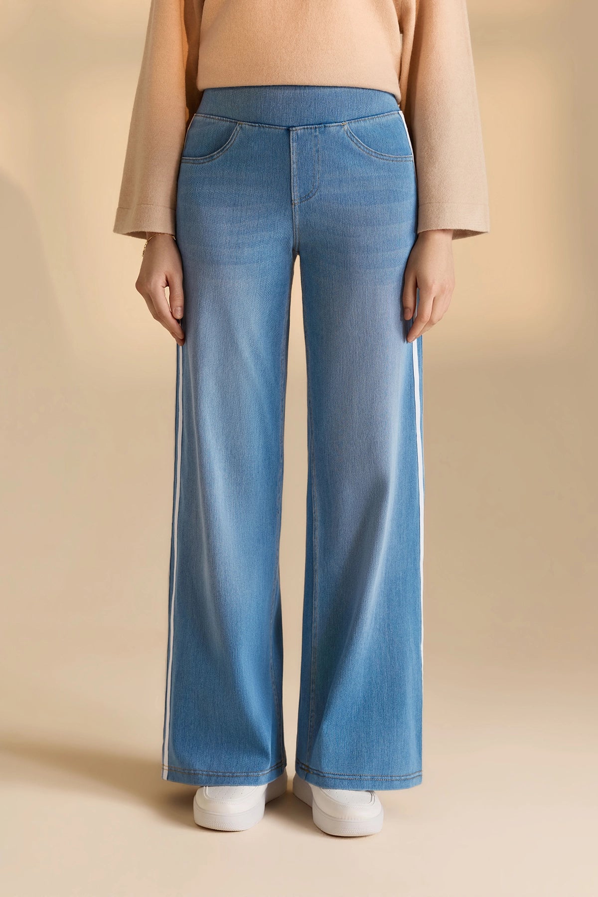 Womens Light Blue Stretch Wide Leg Pull-On Jeans | CicyBell