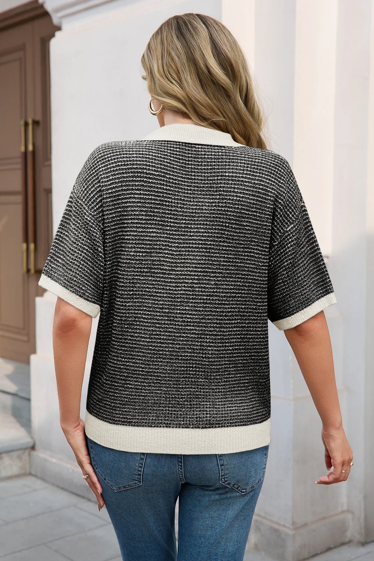 Cicy Bell Womens Black Striped Cropped Sweaters Tops