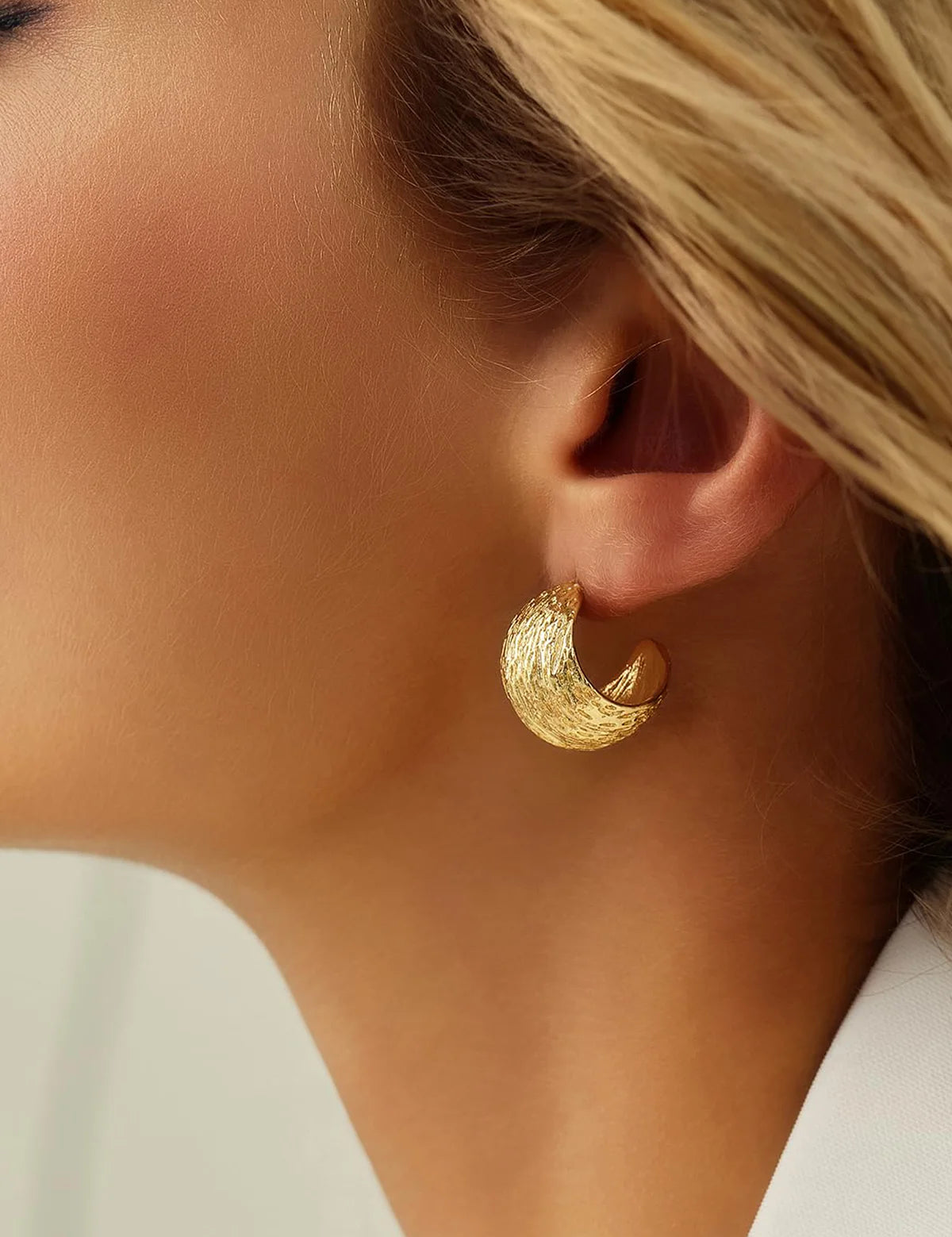 CicyBell-Womens-Gold-Earrings-CB192_2.webp