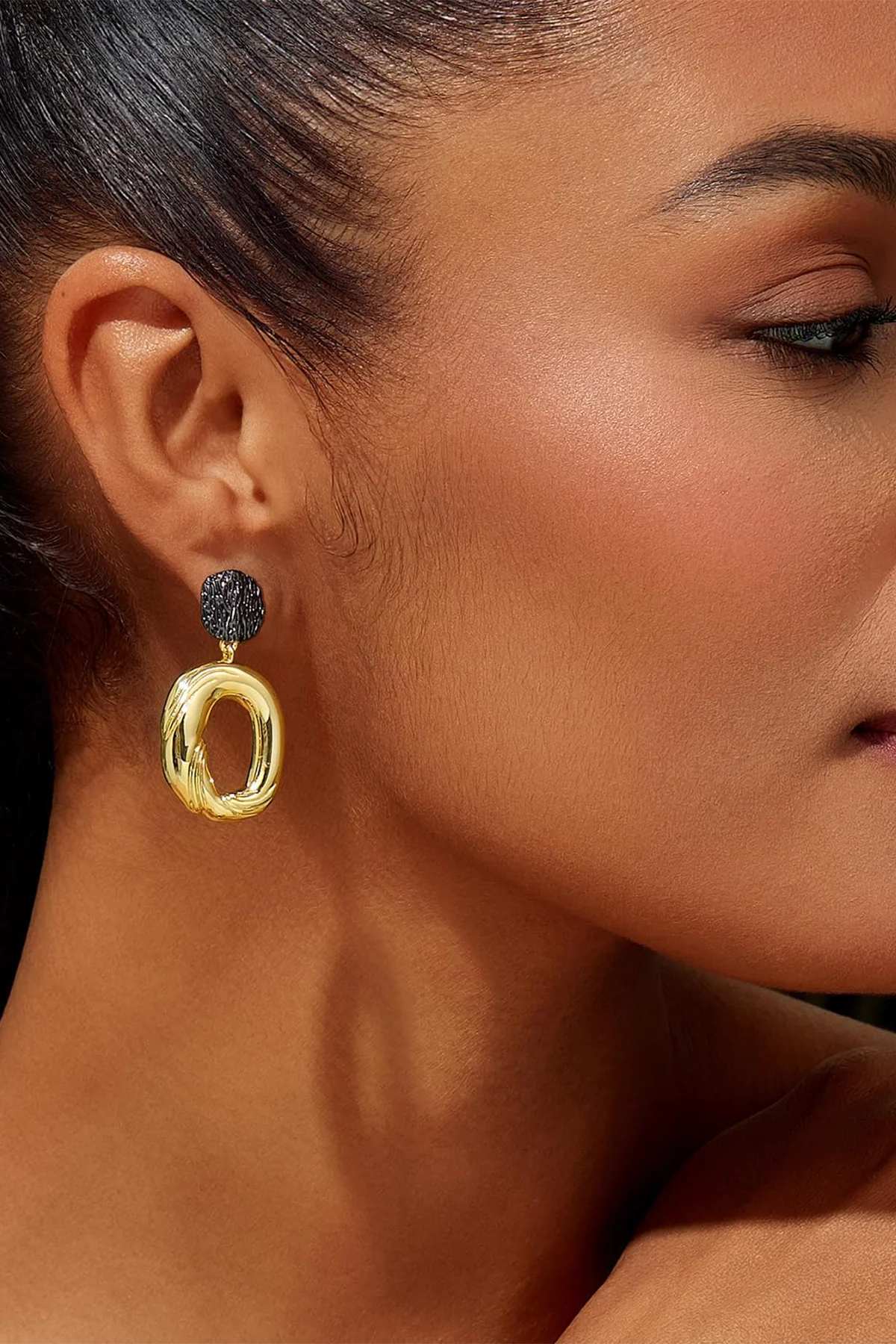 Hypoallergenic Gold Irregular Oval Earrings | CicyBell