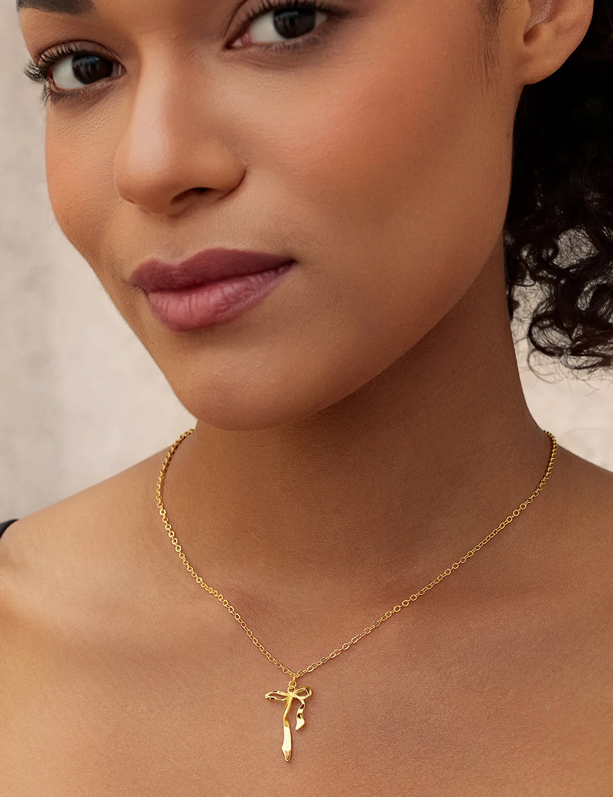 CicyBell-Womens-Gold-Necklaces-CB342_4.webp