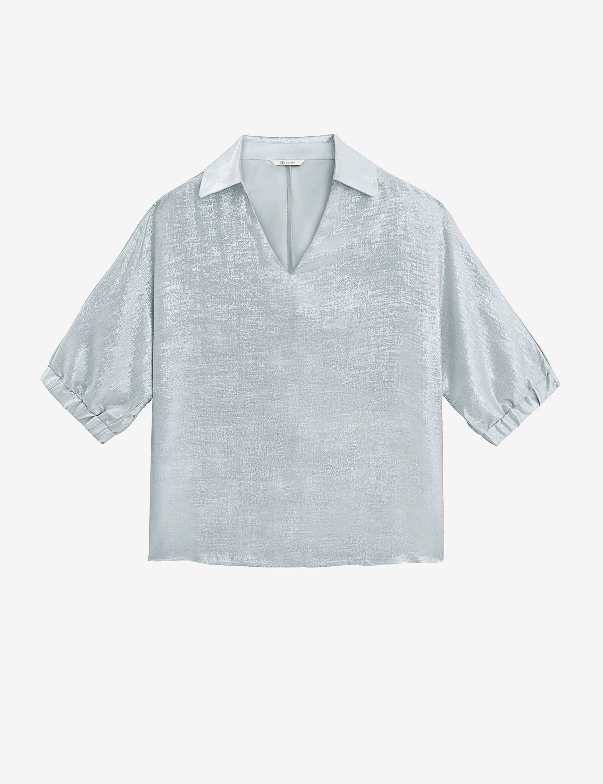 4 elastic cuff sleeves is a statement piece for festival nights or club settings.