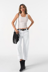 Cicy Bell Womens White Straight Leg Jeans