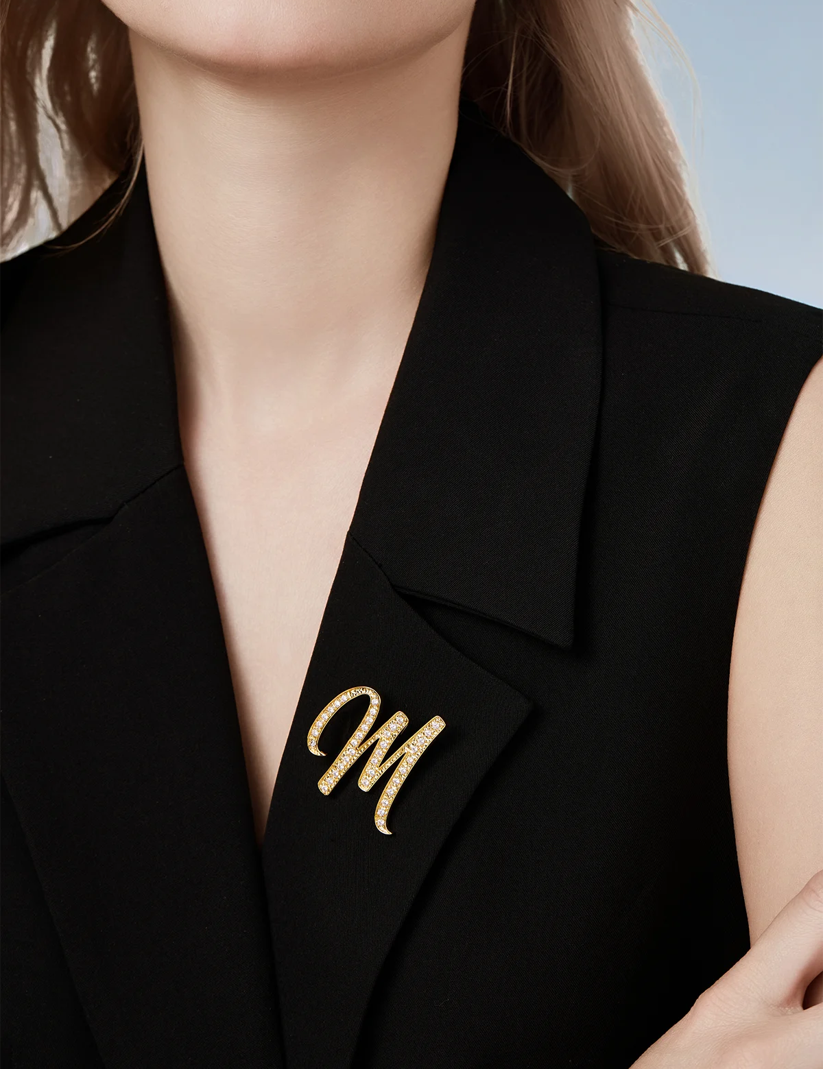 Cicy_Bell_Womens_Letter_M_Brooch_Pins_CB214_3-6.webp